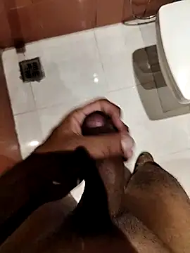 rhlagr85 online show from March 28, 2026, 2:38 pm