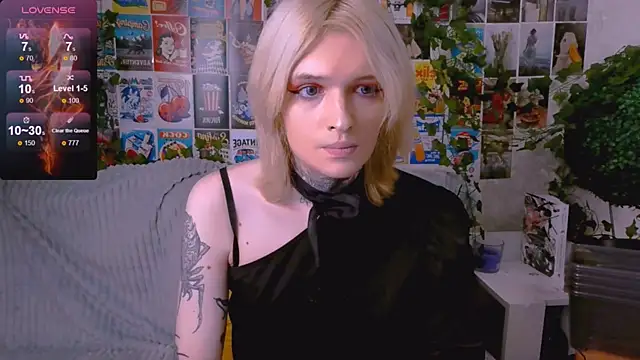 Simona Rain online show from November 6, 2025, 10:10 pm