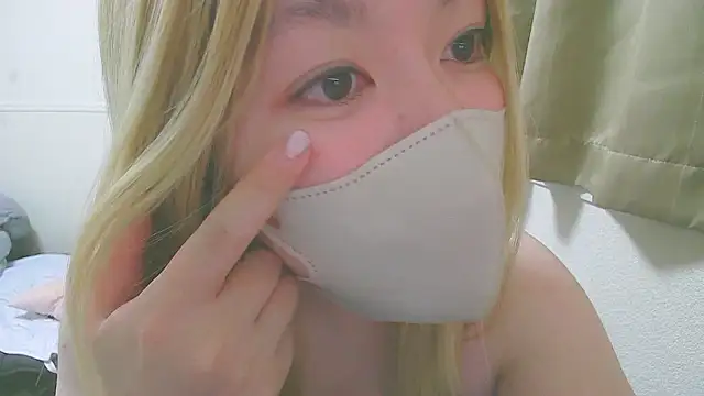 Remi official online show from November 28, 2025, 8:55 pm