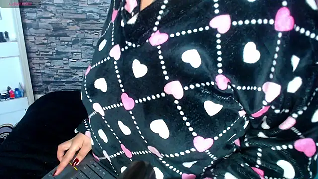 sofi bronw online show from October 9, 2025, 10:02 am