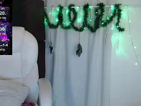 Xileny-Halliwey online show from December 21, 2025, 1:18 pm