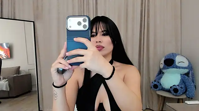 may mia online show from November 15, 2025, 6:26 pm