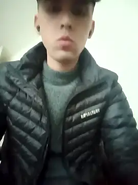 Snapshot of EE9EE9 chatting on January 9, 2026, 3:26 pm EE9EE9 online show from January 9, 2026, 3:26 pm