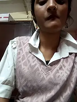 BabySlimmy10 online show from March 17, 2025, 10:49 pm