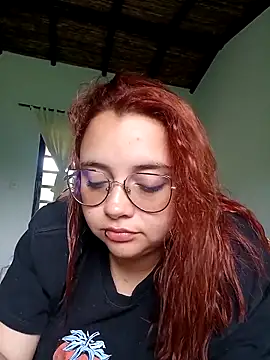 Snapshot of CURVY-HORNY chatting on September 12, 2025, 6:41 pm CURVY-HORNY online show from September 12, 2025, 6:41 pm