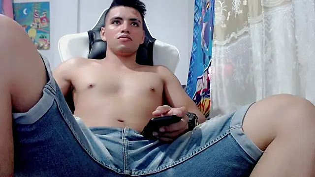 Snapshot of danilo302209 chatting on February 4, 2025, 8:28 pm danilo302209 online show from February 4, 2025, 8:28 pm