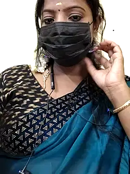 Snapshot of sheela28 chatting on December 6, 2024, 5:00 pm sheela28 online show from December 6, 2024, 5:00 pm