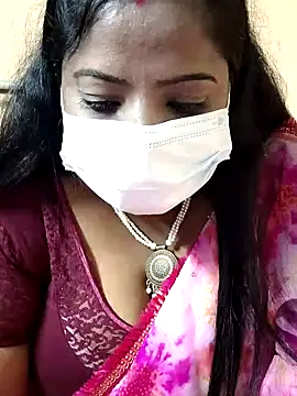 Snapshot of sheela28 chatting on December 24, 2024, 3:47 pm sheela28 online show from December 24, 2024, 3:47 pm