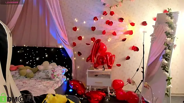 Snapshot of Bonni_Meiz chatting on February 11, 2026, 3:11 am Bonni Meiz online show from February 11, 2026, 3:11 am