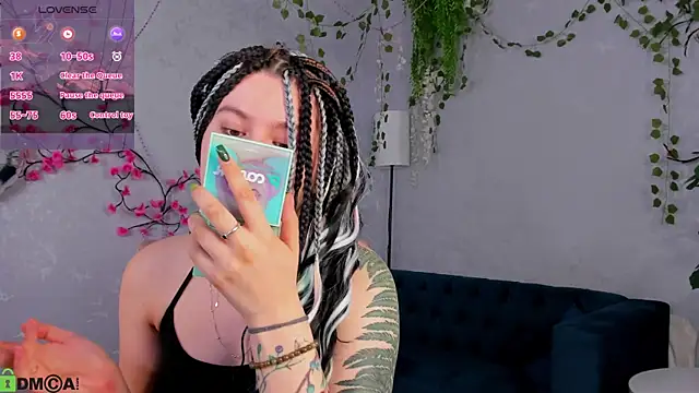 Snapshot of Bonni_Meiz chatting on February 21, 2026, 2:56 am Bonni Meiz online show from February 21, 2026, 2:56 am