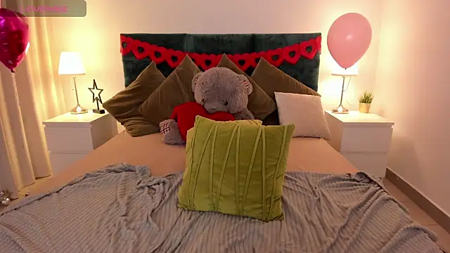 Snapshot of AmA_lia_ chatting on February 28, 2025, 11:58 am AmA lia online show from February 28, 2025, 11:58 am