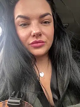 Amie Hill online show from November 12, 2025, 8:15 am