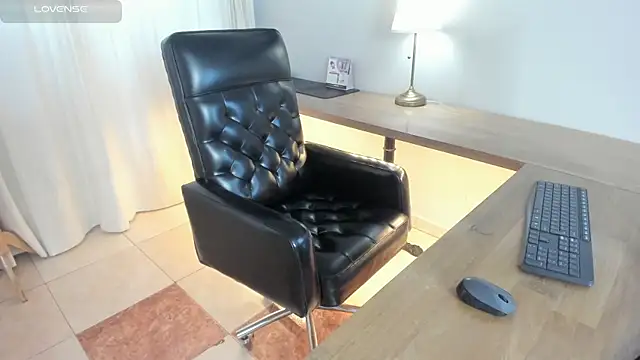 Snapshot of Pamela_Johnsonn chatting on January 6, 2026, 7:39 pm Pamela Johnsonn online show from January 6, 2026, 7:39 pm