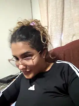 BrendaGirs online show from December 19, 2025, 3:57 am