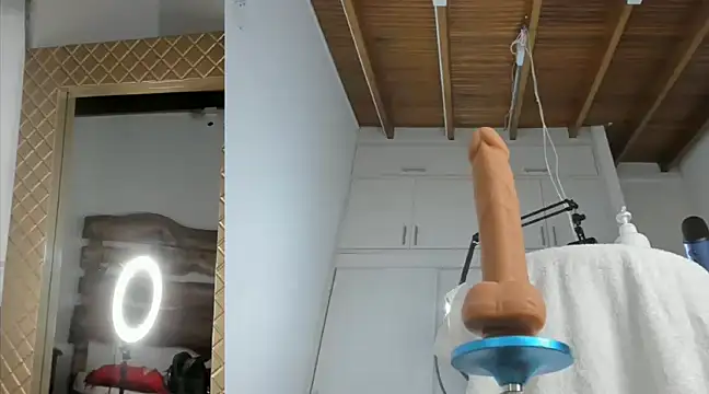 Lucy carter  online show from February 27, 2025, 6:53 pm