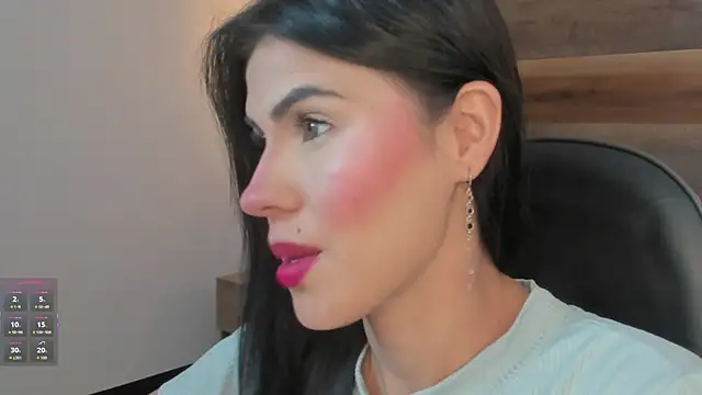 stephanya  online show from December 21, 2025, 6:59 pm