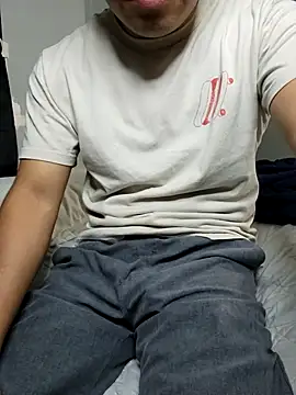 Snapshot of rogelitoxxx chatting on October 29, 2025, 12:24 am rogelitoxxx online show from October 29, 2025, 12:24 am