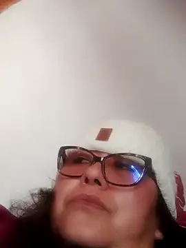 Snapshot of Darly_Gomez chatting on December 31, 2024, 1:41 pm Darly Gomez online show from December 31, 2024, 1:41 pm