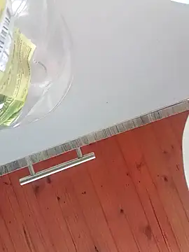 Snapshot of Darly_Gomez chatting on January 18, 2025, 1:40 pm Darly Gomez online show from January 18, 2025, 1:40 pm