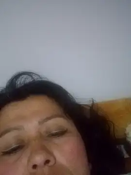 Snapshot of Darly_Gomez chatting on February 22, 2025, 12:49 am Darly Gomez online show from February 22, 2025, 12:49 am