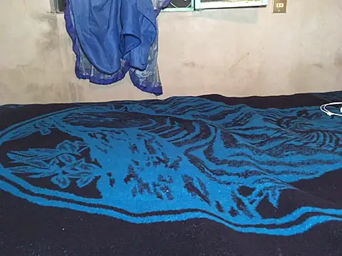 manuamador online show from February 16, 2025, 5:04 am