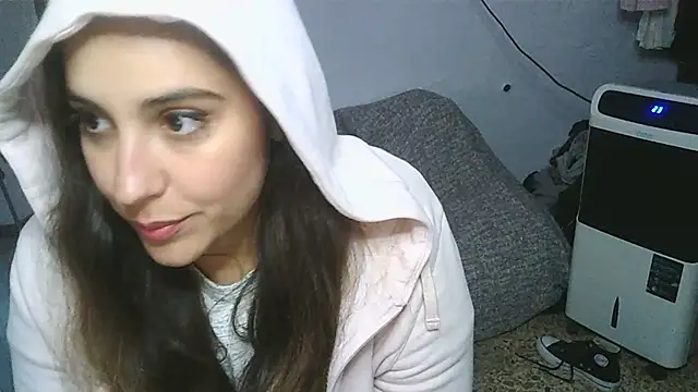 Ursumi1 online show from December 8, 2024, 4:07 pm