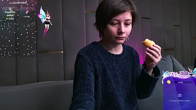 Snapshot of Ishtar_Divine chatting on February 11, 2026, 4:39 am Ishtar Divine online show from February 11, 2026, 4:39 am