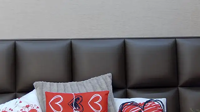 Snapshot of FoxyJoy chatting on February 9, 2026, 3:10 am FoxyJoy online show from February 9, 2026, 3:10 am