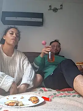 Nene1325 online show from November 22, 2025, 8:08 pm