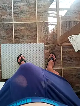 Snapshot of paubabando_ chatting on January 2, 2025, 12:46 pm paubabando online show from January 2, 2025, 12:46 pm