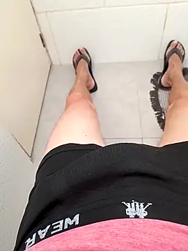 Snapshot of paubabando_ chatting on March 10, 2025, 10:37 am paubabando online show from March 10, 2025, 10:37 am