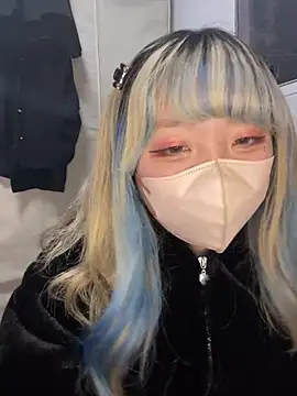 Snapshot of YUNA-yuna chatting on December 27, 2024, 11:28 am YUNA-yuna online show from December 27, 2024, 11:28 am