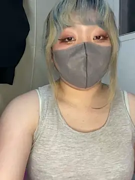 Snapshot of YUNA-yuna chatting on December 29, 2024, 11:50 am YUNA-yuna online show from December 29, 2024, 11:50 am