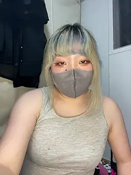 Snapshot of YUNA-yuna chatting on December 29, 2024, 2:52 pm YUNA-yuna online show from December 29, 2024, 2:52 pm