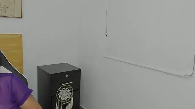 yaya23x online show from January 15, 2025, 12:04 pm