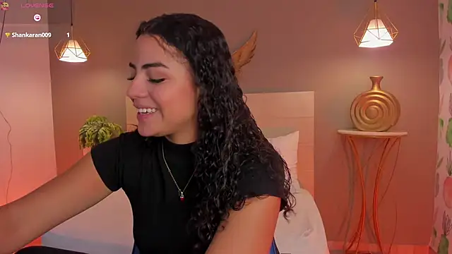 yaya23x online show from April 22, 2026, 2:07 pm