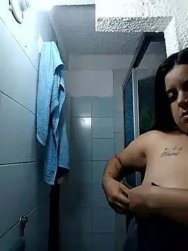 Snapshot of tuty_Tap chatting on January 9, 2026, 6:21 pm tuty Tap online show from January 9, 2026, 6:21 pm