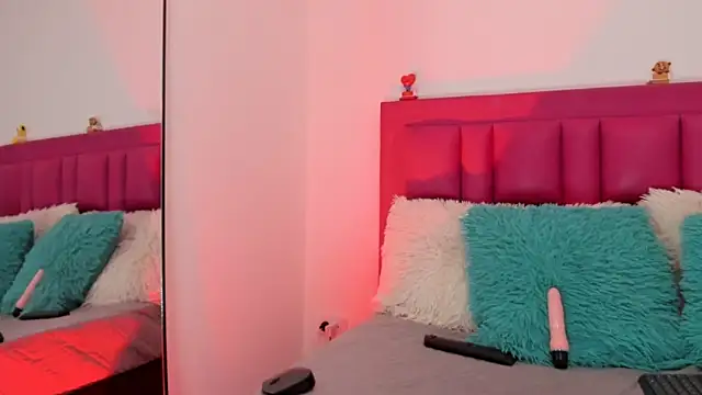 luna kyong online show from December 11, 2024, 4:20 pm