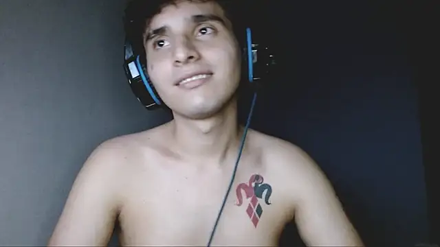 Charley quin online show from September 18, 2025, 3:52 am