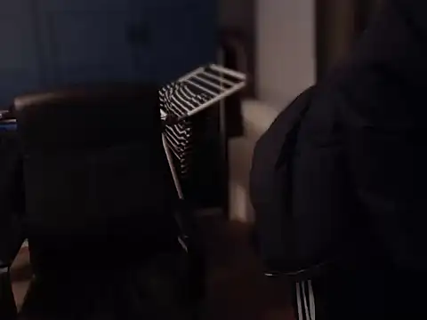 CuteMan33 online show from March 30, 2026, 1:17 am