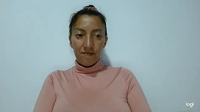 kaybabyhot online show from November 18, 2025, 8:35 pm