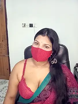 Snapshot of Hot-Angel_ chatting on October 22, 2025, 10:53 pm Hot-Angel online show from October 22, 2025, 10:53 pm