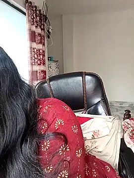 Hot-Angel  online show from January 6, 2026, 6:06 am