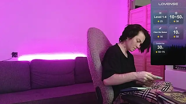 Snapshot of esajukyy chatting on February 3, 2026, 2:00 pm esajukyy online show from February 3, 2026, 2:00 pm