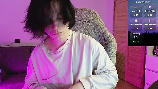 Snapshot of esajukyy chatting on February 15, 2026, 4:14 pm esajukyy online show from February 15, 2026, 4:14 pm