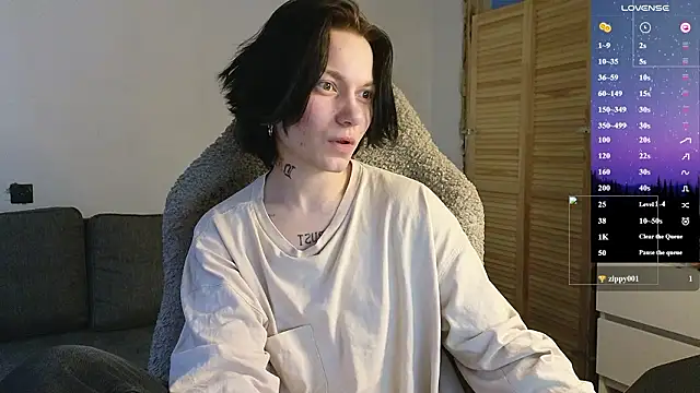 Snapshot of esajukyy chatting on March 6, 2026, 11:17 am esajukyy online show from March 6, 2026, 11:17 am