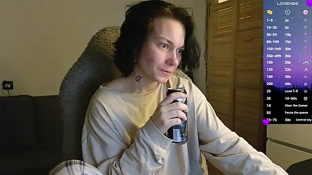 Snapshot of esajukyy chatting on March 10, 2026, 2:11 pm esajukyy online show from March 10, 2026, 2:11 pm