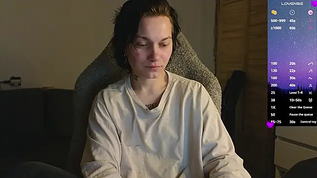 Snapshot of esajukyy chatting on March 20, 2026, 1:27 pm esajukyy online show from March 20, 2026, 1:27 pm