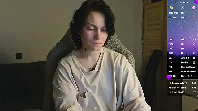 Snapshot of esajukyy chatting on March 30, 2026, 2:40 pm esajukyy online show from March 30, 2026, 2:40 pm