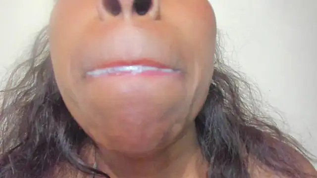 KamariaFyre online show from March 7, 2025, 9:40 am